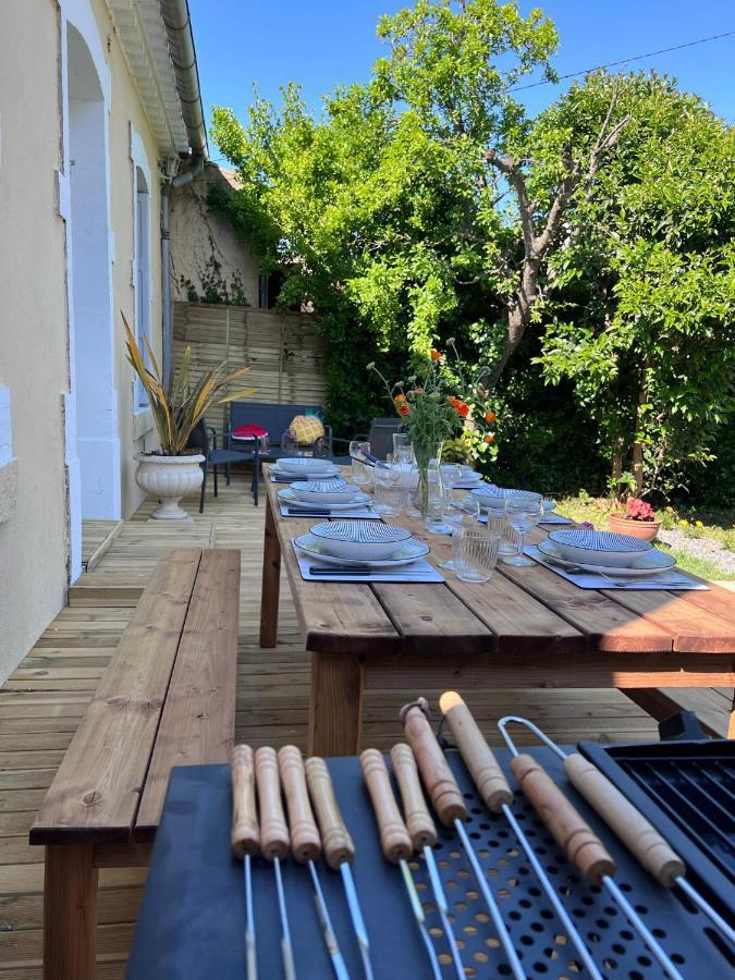 Charmante Maison Climatisee Avec Piscine Au Calme A Carcassonne Exteriör bild