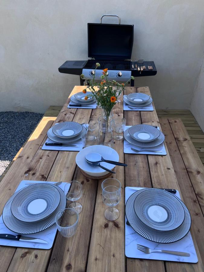 Charmante Maison Climatisee Avec Piscine Au Calme A Carcassonne Exteriör bild